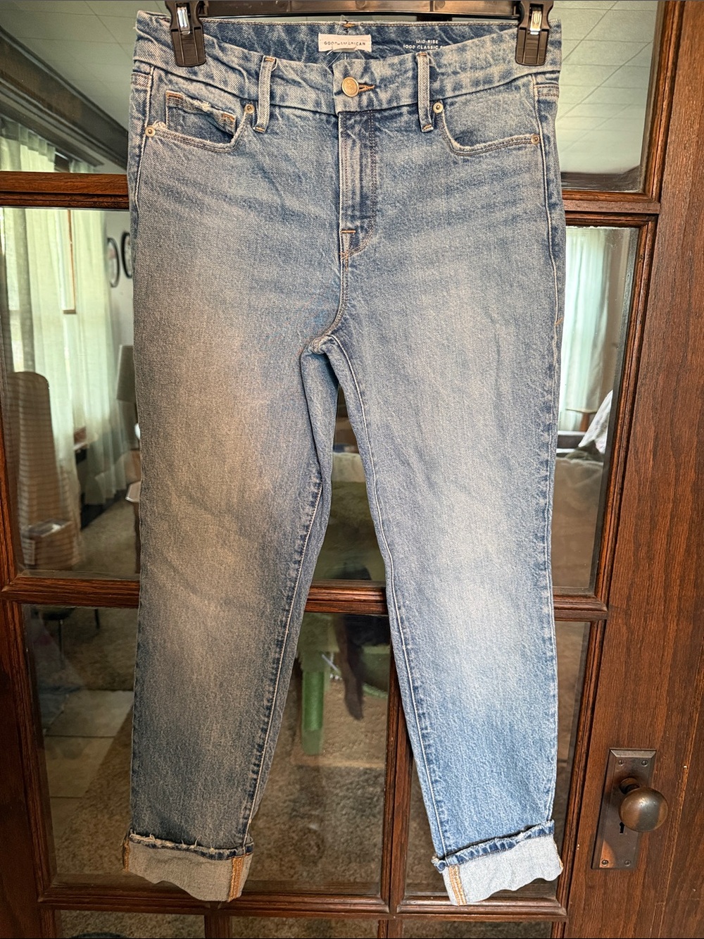 Good American Light Blue Cropped Ankle Jeans